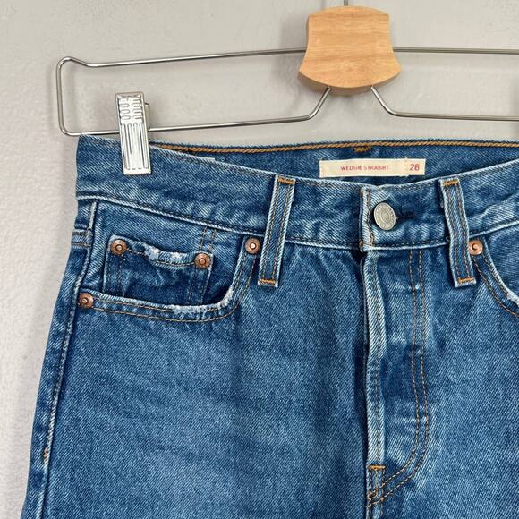 Levis Premium Wedgie Straight Jeans Women's 26 Button Fly Blue Wash Distressed - Picture 5 of 13